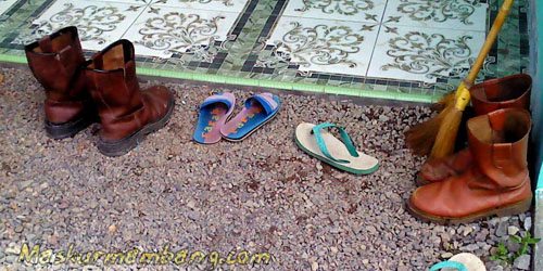 Arif Wijar 07 - Sepatu
